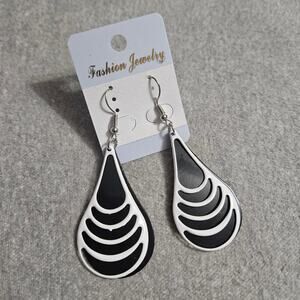 Fashion Jewelry Boutique Monochromatic Black & White Teardrop Dangle Earrings